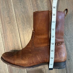 FRYE Leather short boots 8.5